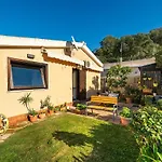 Villa Zenith Within Walking Distance Of The Sea Geremèas
