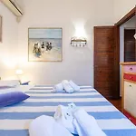 Zenith Within Walking Distance Of The Sea Villa Geremèas