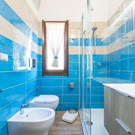 Zenith Within Walking Distance Of The Sea