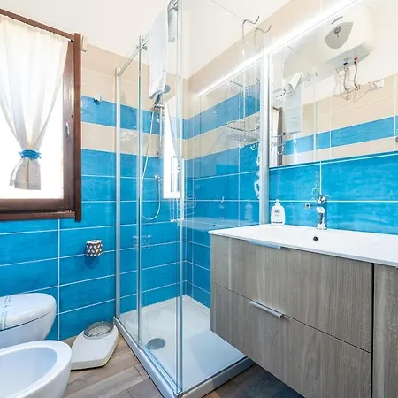Vila Zenith Within Walking Distance Of The Sea *