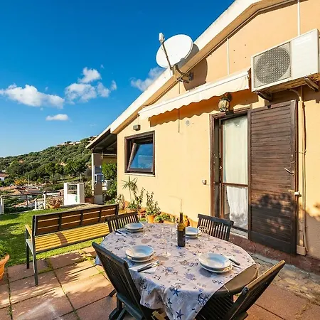 Vila Zenith Within Walking Distance Of The Sea Geremèas