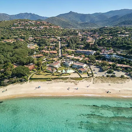Zenith Within Walking Distance Of The Sea *