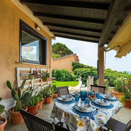 Villa Zenith Within Walking Distance Of The Sea *