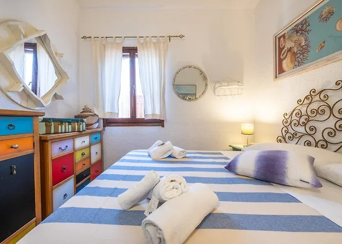Zenith Within Walking Distance Of The Sea *